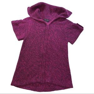 Used Yarn Art Warm & Cozy Athleisure Wear Woman’s Comfy Sweater